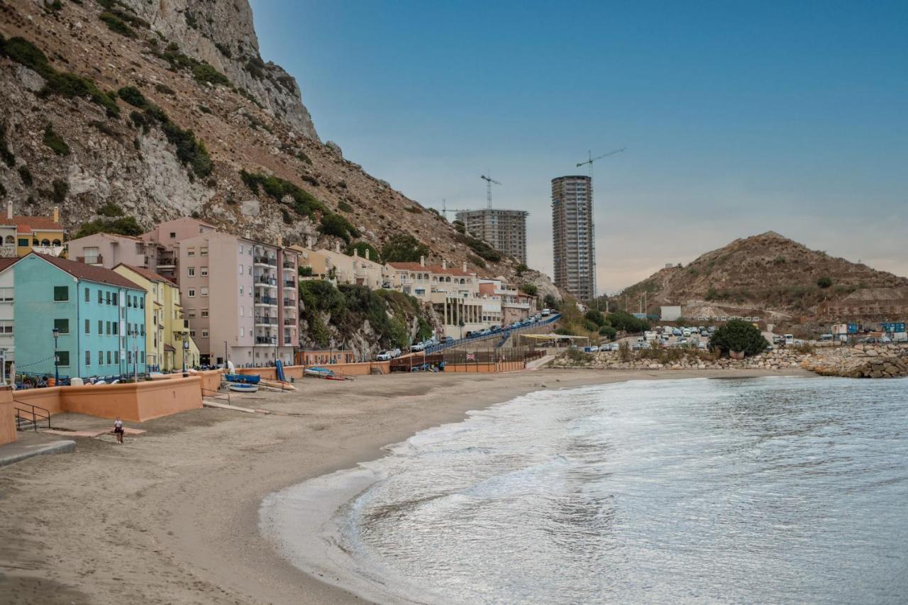 Beachfront Maisonette Gibraltar Exterior foto